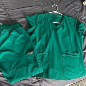 Med Couture Teal V-Neck Short Sleeve Top